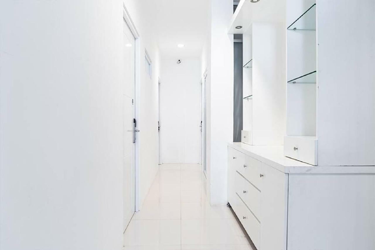 RedDoorz near Seasons City Mall Dżakarta Zewnętrze zdjęcie